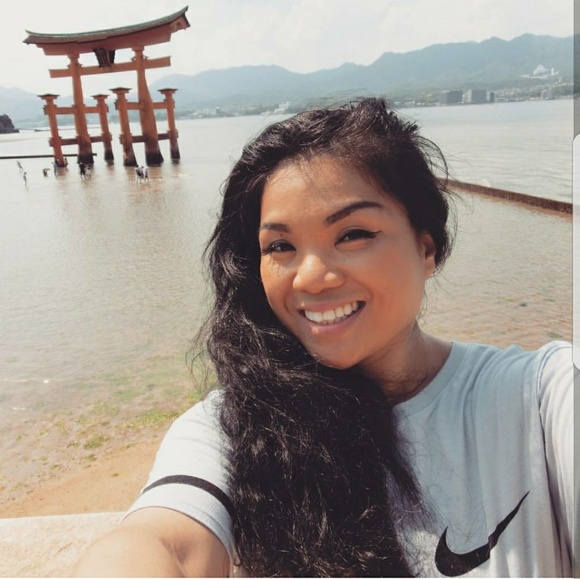 Meet your Poster, Anna - Picture 3 of 8